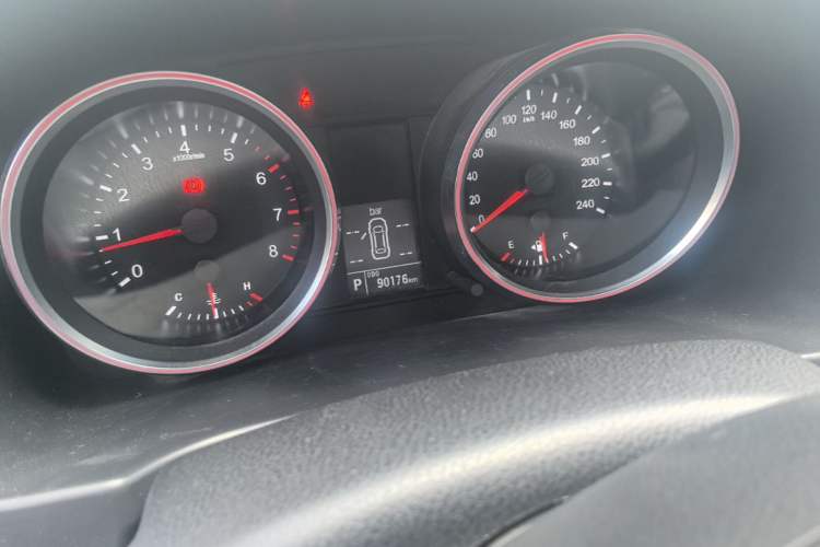 Used Haval H6 2015 Sport Edition 1.5T Automatic Two-Wheel Drive Luxury Model Instrument Cluster