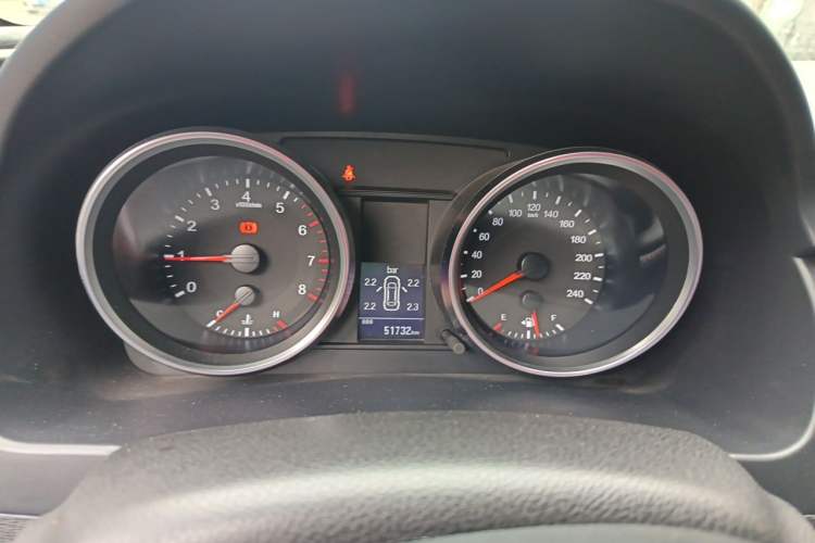 Used Haval H6 2015 Revised Version Sport Edition 1.5T Manual Transmission Two-Wheel Drive Elite Grade Instrument Cluster