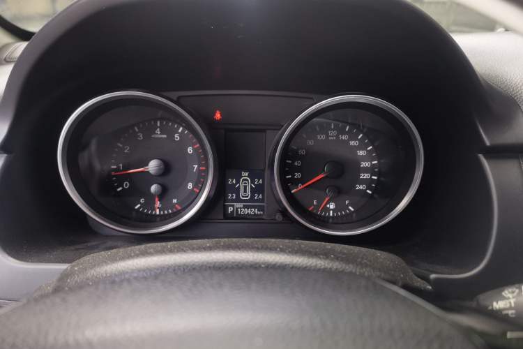 Used Haval H6 2015 Sport Edition 1.5T Automatic Two-Wheel Drive Luxury Model Instrument Cluster