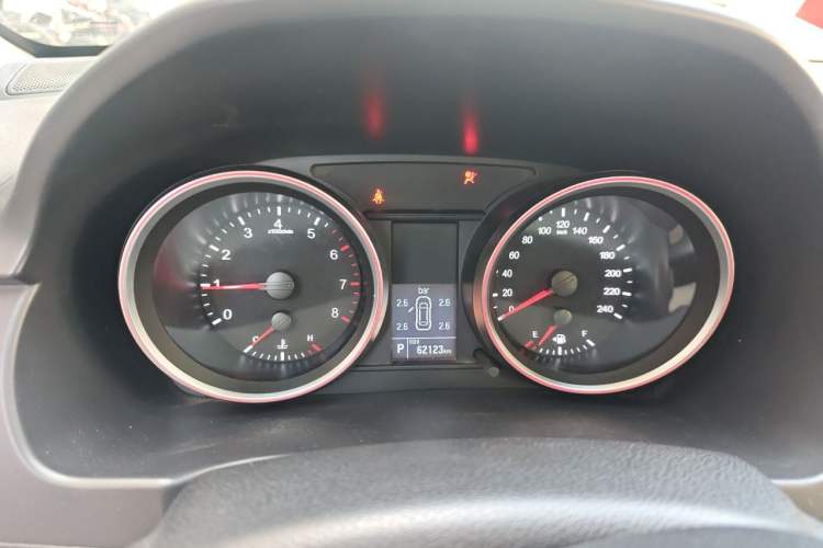 Used Haval H6 2015 Sport Edition 1.5T Automatic Two-Wheel Drive Luxury Model Instrument Cluster
