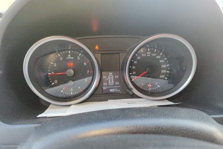 Used Haval H6 2015 Revised Version Sport Edition 1.5T Manual Transmission Two-Wheel Drive Elite Grade Instrument Cluster