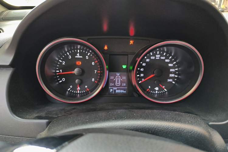 Used Haval H6 2015 Sport Edition 1.5T Automatic Two-Wheel Drive Luxury Model Instrument Cluster