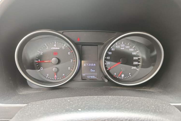 Used Haval H6 2015 Upgraded Model 1.5T Manual Two-Wheel Drive Elite Version Instrument Cluster