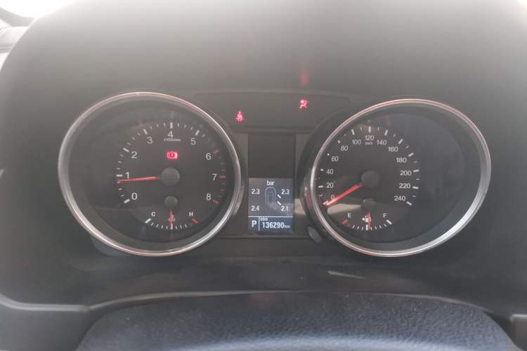 Used Haval H6 2015 Sport Edition 1.5T Automatic Two-Wheel Drive Luxury Model Instrument Cluster