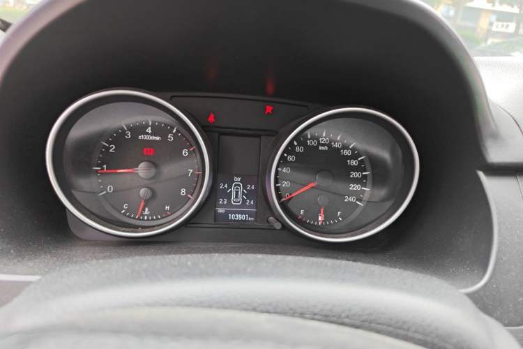 Used Haval H6 2015 Sport Edition 1.5T Manual Two-Wheel Drive Elite Model Instrument Cluster