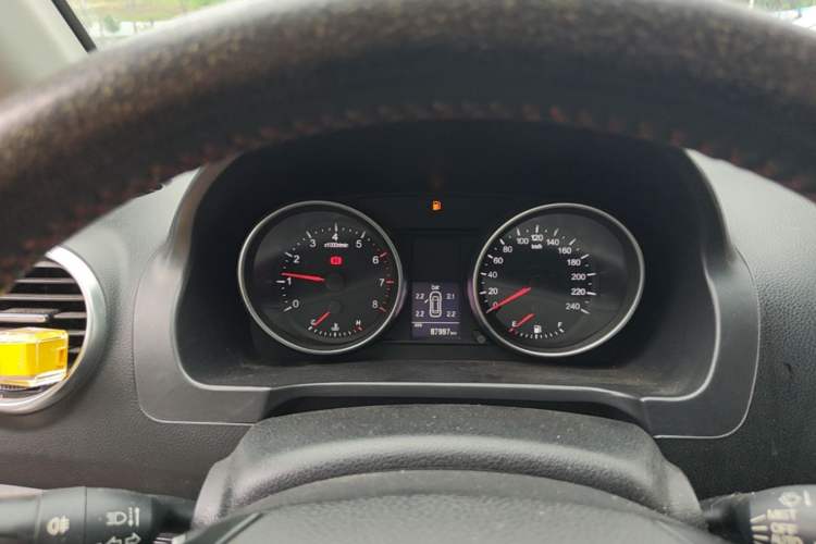 Used Haval H6 2015 Upgraded Model 1.5T Manual Two-Wheel Drive Elite Version Instrument Cluster