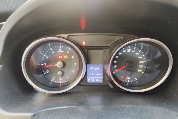 Used Haval H6 2015 Sport Edition 1.5T Automatic Two-Wheel Drive Luxury Model Instrument Cluster
