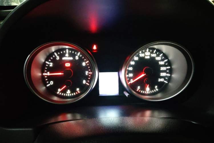 Used Haval H6 2015 Sport Edition 1.5T Manual Two-Wheel Drive Elite Model Instrument Cluster