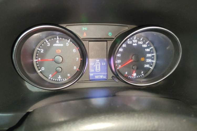 Used Haval H6 2015 Upgraded Model 1.5T Manual Two-Wheel Drive Elite Version Instrument Cluster