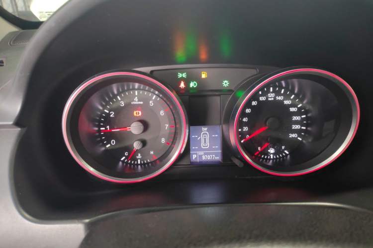 Used Haval H6 2015 Sport Edition 1.5T Automatic Two-Wheel Drive Luxury Model Instrument Cluster