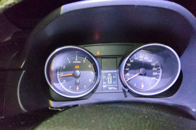 Used Haval H6 2015 Upgraded Model 1.5T Manual Two-Wheel Drive Elite Version Instrument Cluster