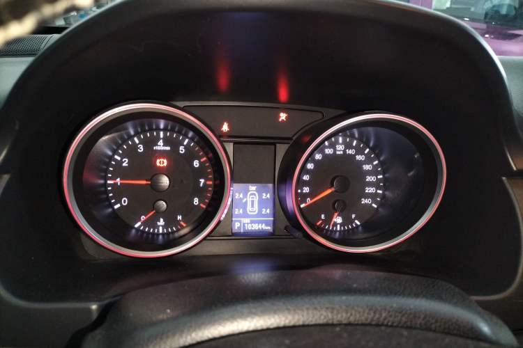 Used Haval H6 2015 Sport Edition 1.5T Automatic Two-Wheel Drive Luxury Model Instrument Cluster