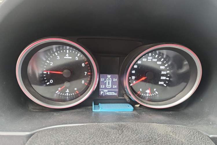 Used Haval H6 2015 Sport Edition 1.5T Automatic Two-Wheel Drive Luxury Model Instrument Cluster