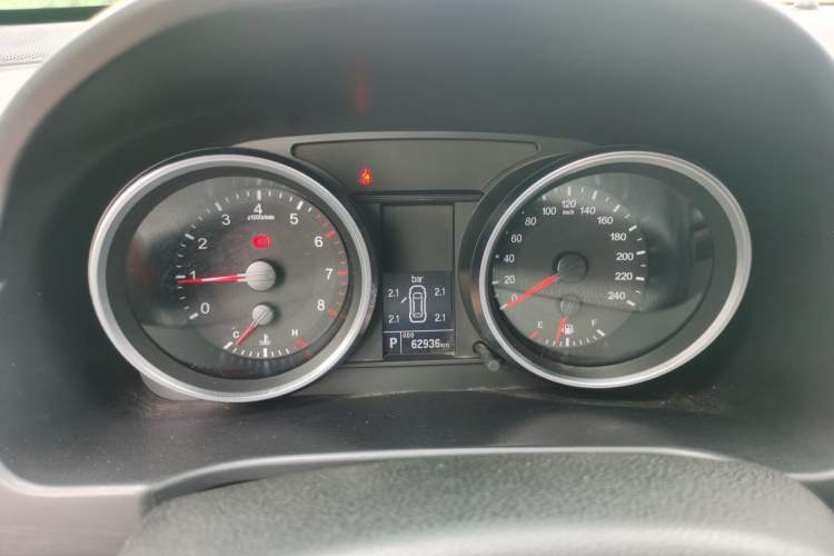Used Haval H6 2015 Sport Edition 1.5T Automatic Two-Wheel Drive Luxury Model Instrument Cluster