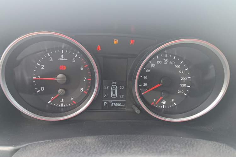 Used Haval H6 2015 Sport Edition 1.5T Automatic Two-Wheel Drive Luxury Model Instrument Cluster