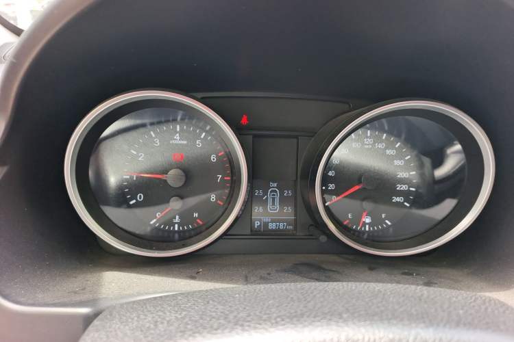 Used Haval H6 2015 Sport Edition 1.5T Automatic Two-Wheel Drive Luxury Model Instrument Cluster