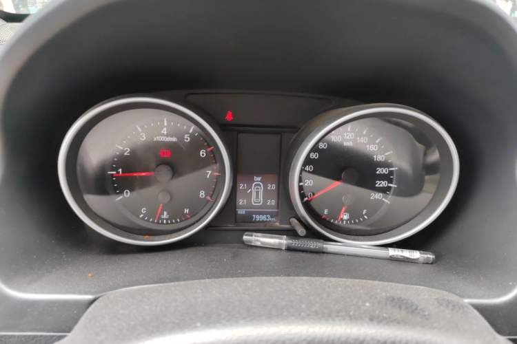 Used Haval H6 2015 Upgraded Model 1.5T Manual Two-Wheel Drive Elite Version Instrument Cluster