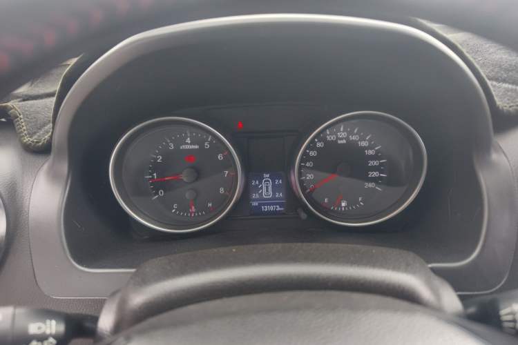 Used Haval H6 2015 Upgraded Model 1.5T Manual Two-Wheel Drive Elite Version Instrument Cluster