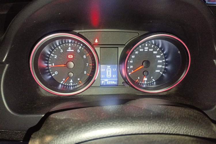 Used Haval H6 2015 Sport Edition 1.5T Automatic Two-Wheel Drive Luxury Model Instrument Cluster