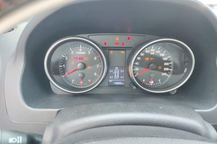 Used Haval H6 2015 Upgraded Model 1.5T Manual Two-Wheel Drive Elite Version Instrument Cluster