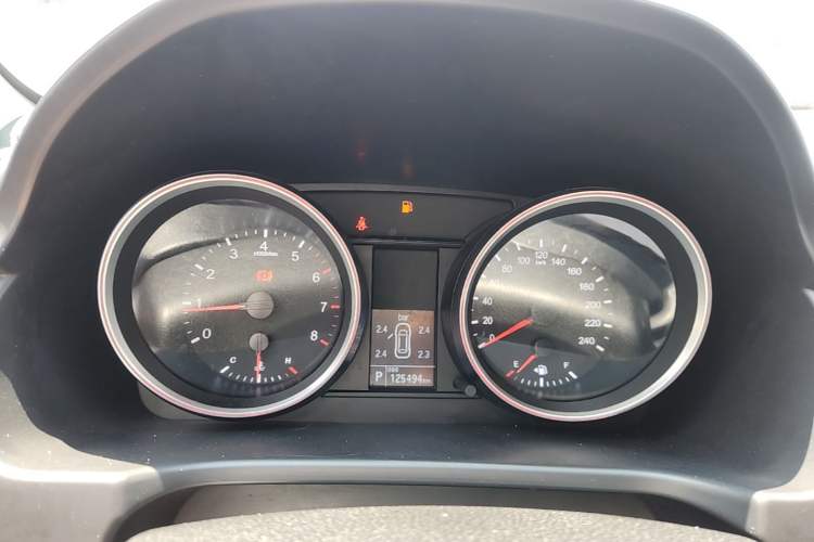 Used Haval H6 2015 Sport Edition 1.5T Automatic Two-Wheel Drive Luxury Model Instrument Cluster