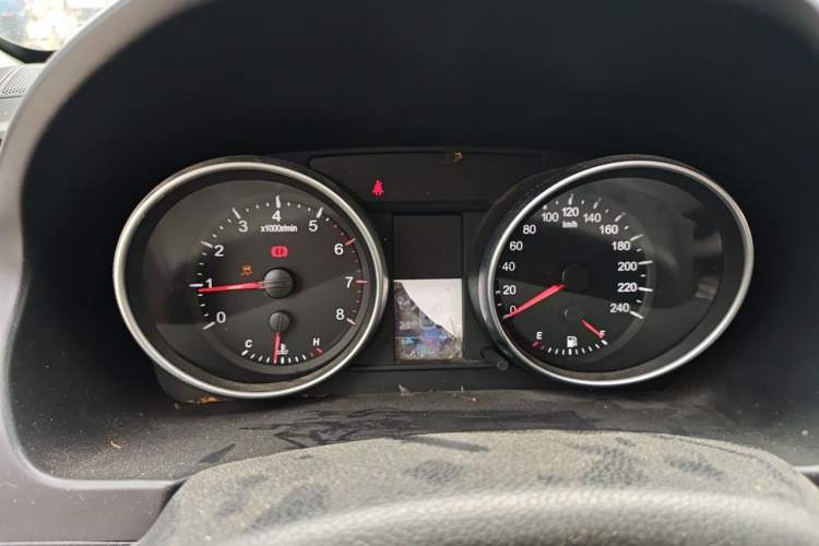 Used Haval H6 2015 Upgraded Model 1.5T Manual Two-Wheel Drive Elite Version Instrument Cluster