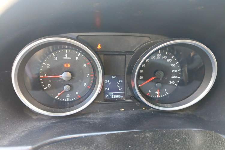 Used Haval H6 2015 Sport Edition 1.5T Automatic Two-Wheel Drive Luxury Model Instrument Cluster