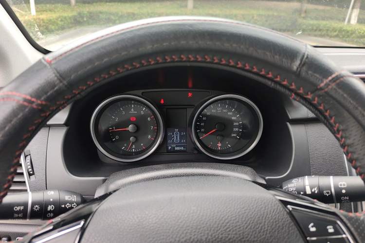 Used Haval H6 2015 Sport Edition 1.5T Automatic Two-Wheel Drive Luxury Model Instrument Cluster