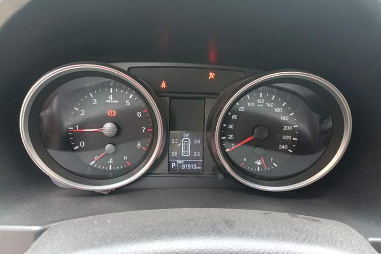 Used Haval H6 2015 Sport Edition 1.5T Automatic Two-Wheel Drive Luxury Model Instrument Cluster