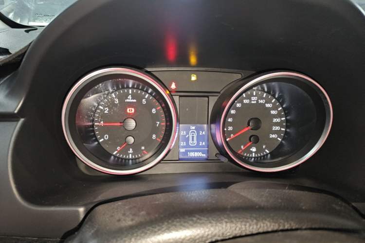 Used Haval H6 2015 Revised Version Sport Edition 1.5T Manual Transmission Two-Wheel Drive Elite Grade Instrument Cluster