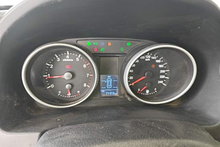 Used Haval H6 2015 Upgraded Model 1.5T Manual Two-Wheel Drive Elite Version Instrument Cluster