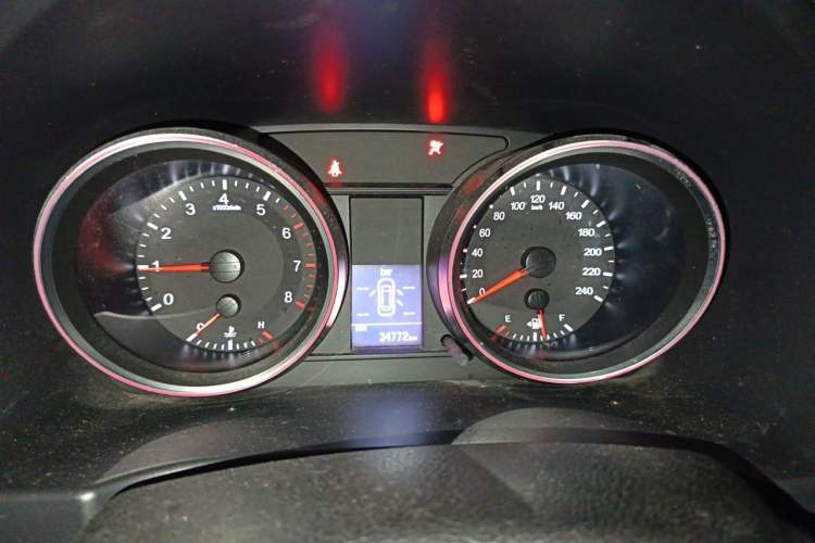 Used Haval H6 2015 Sport Edition 1.5T Manual Two-Wheel Drive Elite Model Instrument Cluster