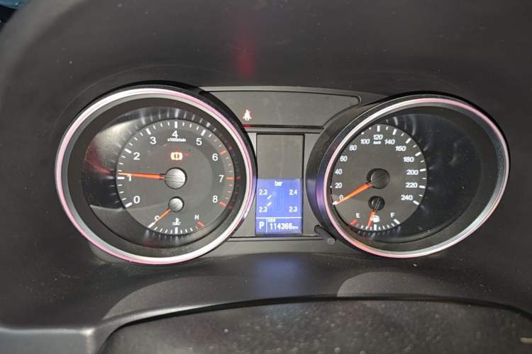 Used Haval H6 2015 Sport Edition 1.5T Automatic Two-Wheel Drive Luxury Model Instrument Cluster