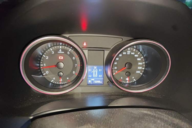 Used Haval H6 2015 Sport Edition 1.5T Automatic Two-Wheel Drive Luxury Model Instrument Cluster