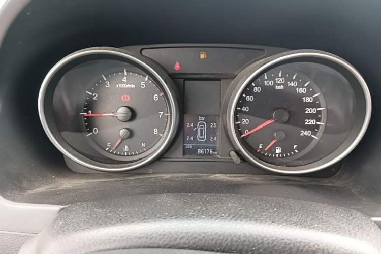 Used Haval H6 2015 Upgraded Model 1.5T Manual Two-Wheel Drive Elite Version Instrument Cluster