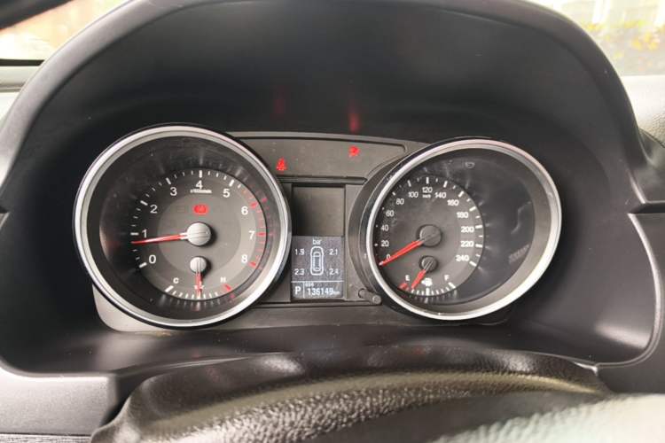 Used Haval H6 2015 Sport Edition 1.5T Automatic Two-Wheel Drive Luxury Model Instrument Cluster