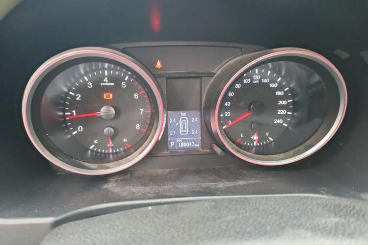Used Haval H6 2015 Sport Edition 1.5T Automatic Two-Wheel Drive Luxury Model Instrument Cluster