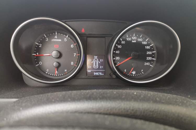 Used Haval H6 2015 Upgraded Model 1.5T Manual Two-Wheel Drive Elite Version Instrument Cluster