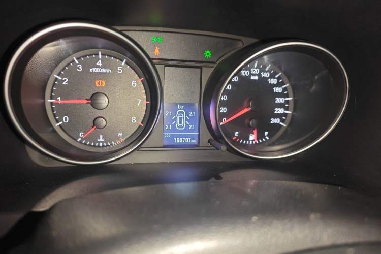 Used Haval H6 2015 Upgraded Model 1.5T Manual Two-Wheel Drive Elite Version Instrument Cluster