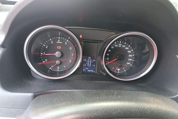 Used Haval H6 2015 Sport Edition 1.5T Automatic Two-Wheel Drive Luxury Model Instrument Cluster
