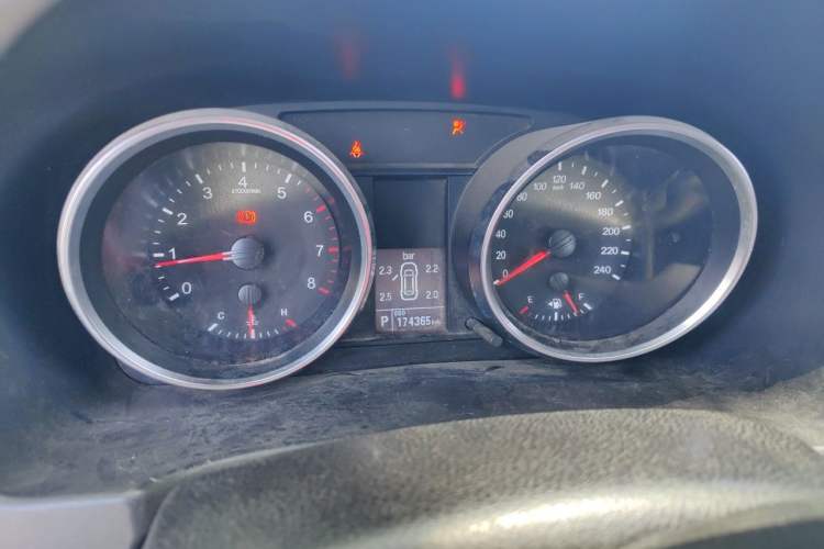 Used Haval H6 2015 Sport Edition 1.5T Automatic Two-Wheel Drive Luxury Model Instrument Cluster
