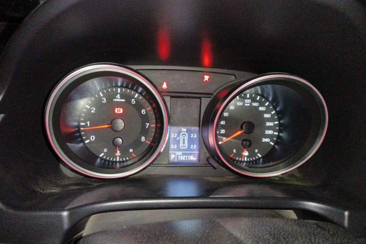 Used Haval H6 2015 Sport Edition 1.5T Automatic Two-Wheel Drive Luxury Model Instrument Cluster
