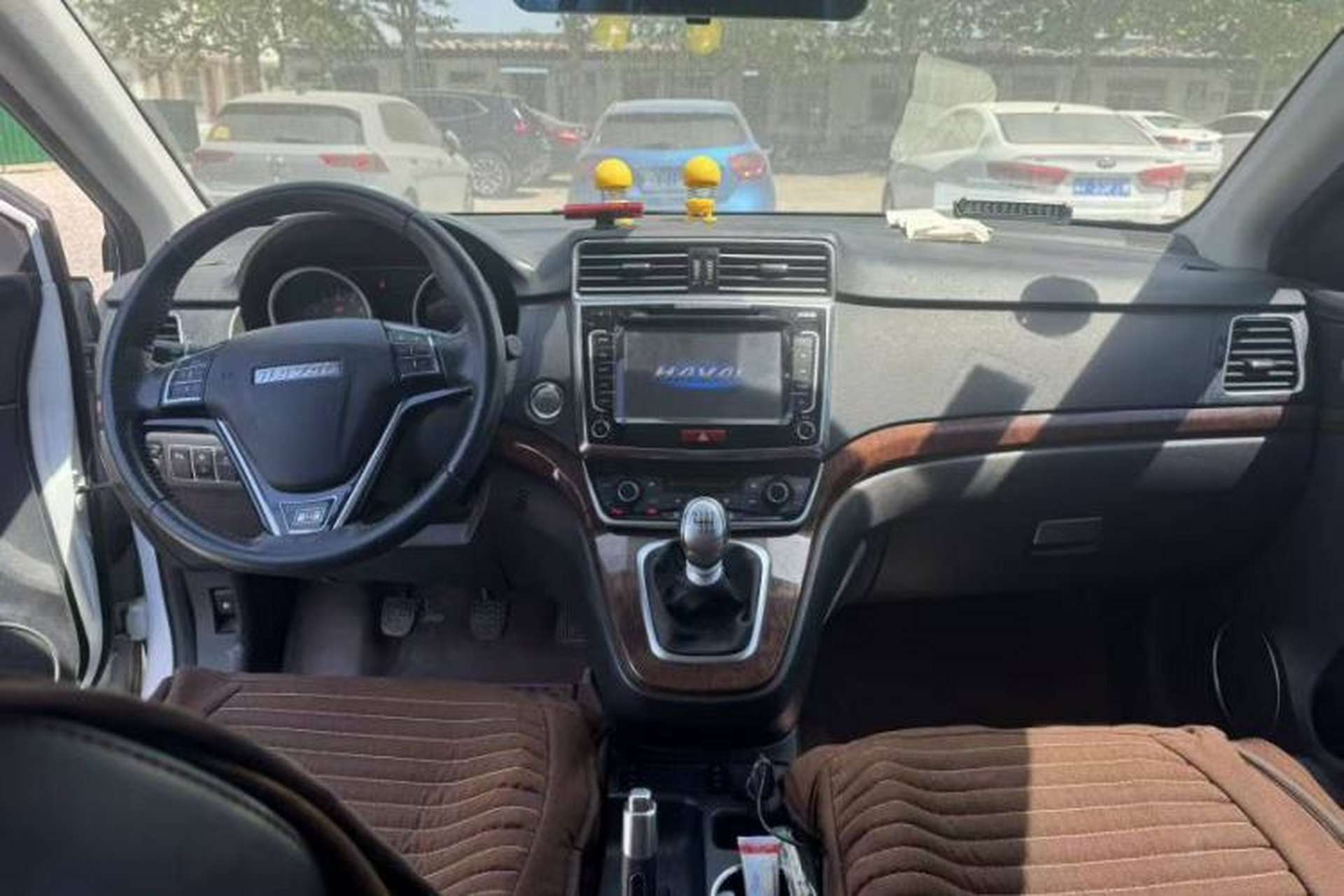 Used Haval H6 2015 Revised Version Sport Edition 1.5T Manual Transmission Two-Wheel Drive Elite Grade Interior 1