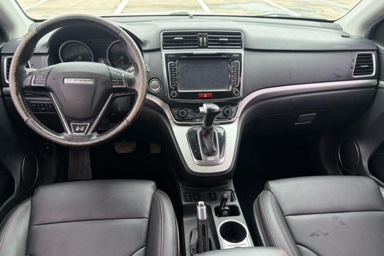 Used Haval H6 2015 Sport Edition 1.5T Automatic Two-Wheel Drive Luxury Model Interior 1