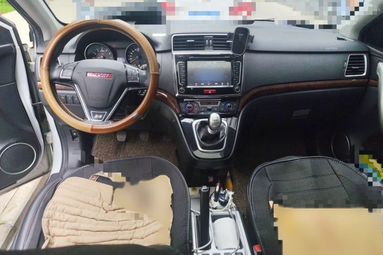 Used Haval H6 2015 Sport Edition 1.5T Manual Two-Wheel Drive Prestige Model Interior 2