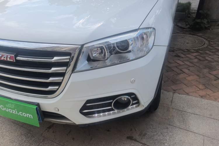 Used Haval H6 2015 Sport Edition 1.5T Automatic Two-Wheel Drive Luxury Model Left Front Headlight