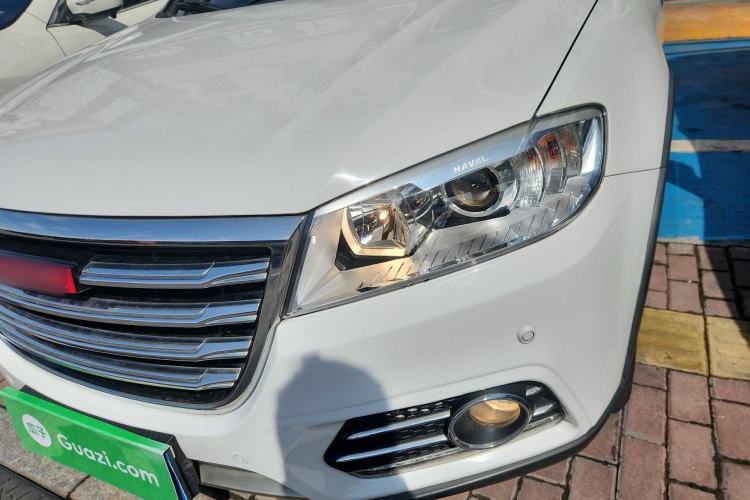 Used Haval H6 2015 Revised Version Sport Edition 1.5T Manual Transmission Two-Wheel Drive Elite Grade Left Front Headlight