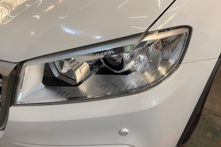 Used Haval H6 2015 Sport Edition 1.5T Automatic Two-Wheel Drive Luxury Model Left Front Headlight