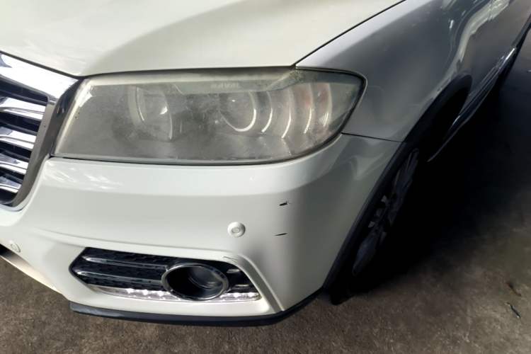 Used Haval H6 2015 Sport Edition 1.5T Automatic Two-Wheel Drive Luxury Model Left Front Headlight