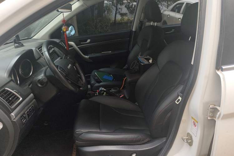 Used Haval H6 2015 Sport Edition 1.5T Automatic Two-Wheel Drive Luxury Model Left Front Seat